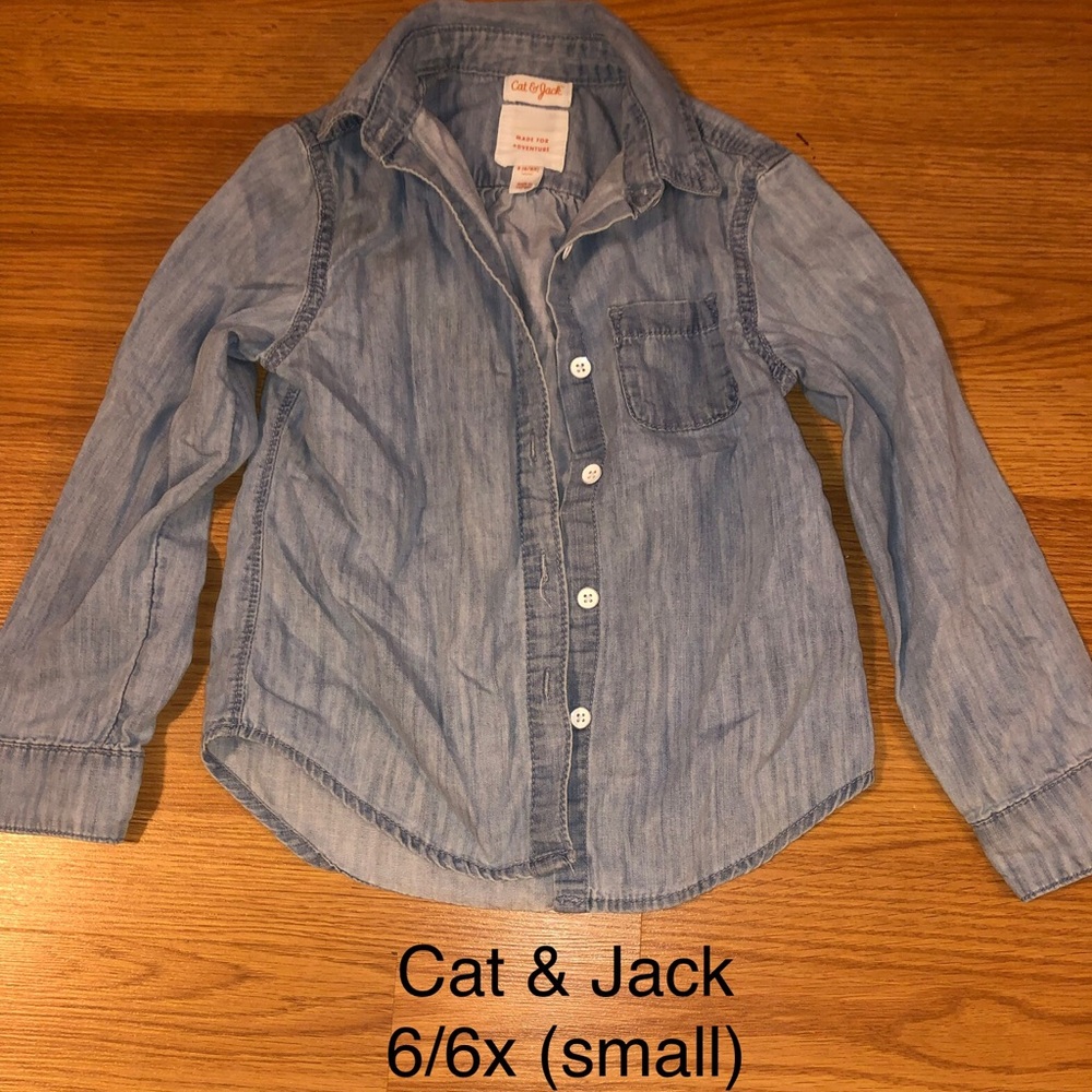 Cat and Jack girls jean button up shirt